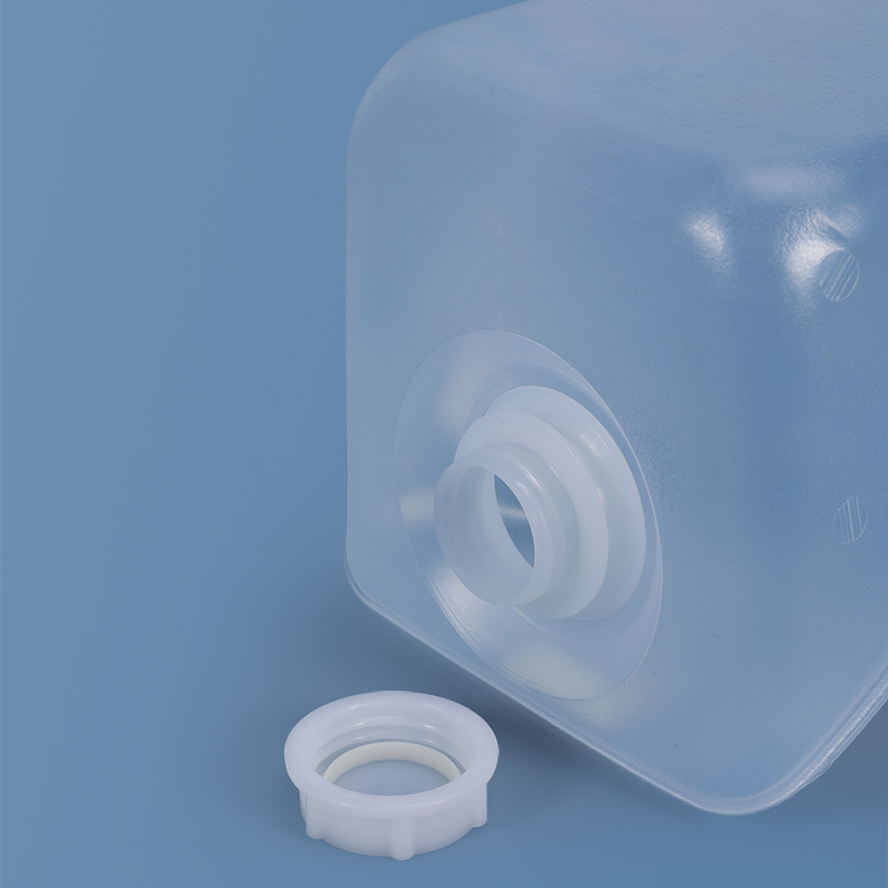 10L 20L LDPE Folding Collapsible Jerry Can Versatile Container for Water and Fuel Oil