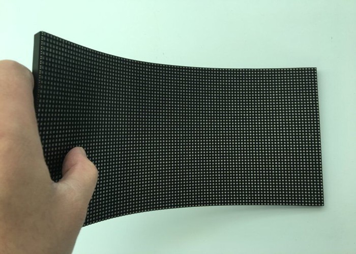 P2.5mm OEM Curve Flexible LED Display Video Screen SMD2121 With MBI 5124 IC Life Span