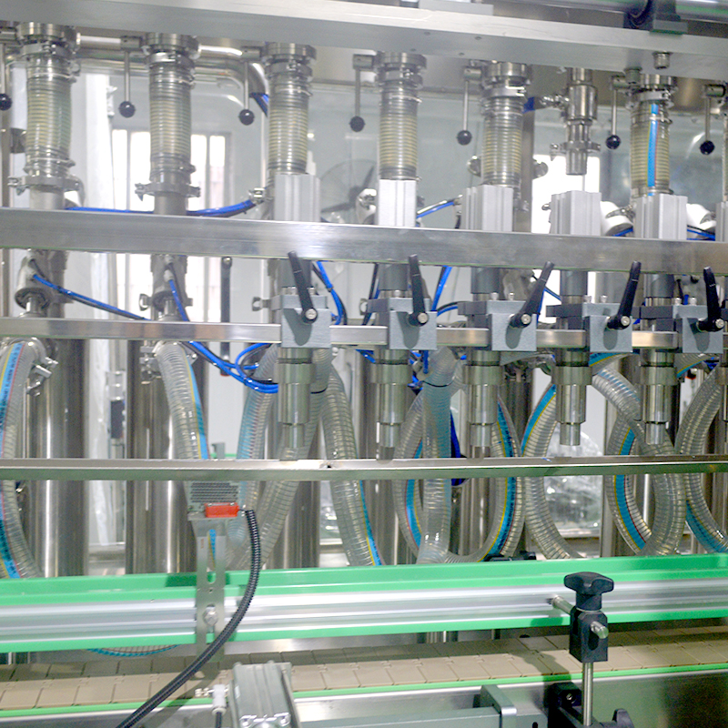 Factory Direct Advanced Automatic Edible Oil Cooking Oil Sunflower Coconut Peanut Oil Filling Machine Filler