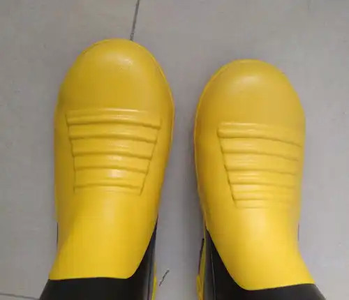 Fire Certification Firefighters Fire Boots Safety Rubber Flame Retardant Boots Steel Sole Fire Shoes Manufacturers
