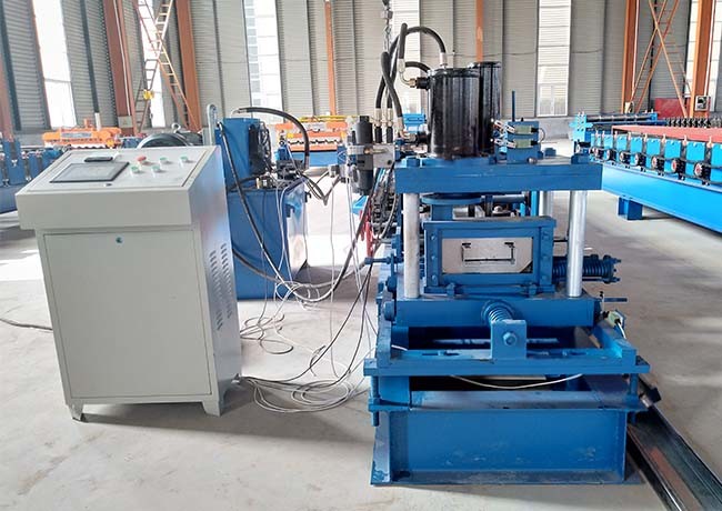 Hydraulic Purlin Roll Forming Machine Cutting Blade Cr12 Mould Steel With Quenched Treatment