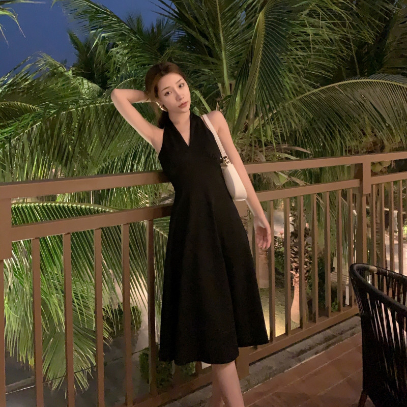 Retro V Neck Sleeveless Halter Black A Line Midi Dress