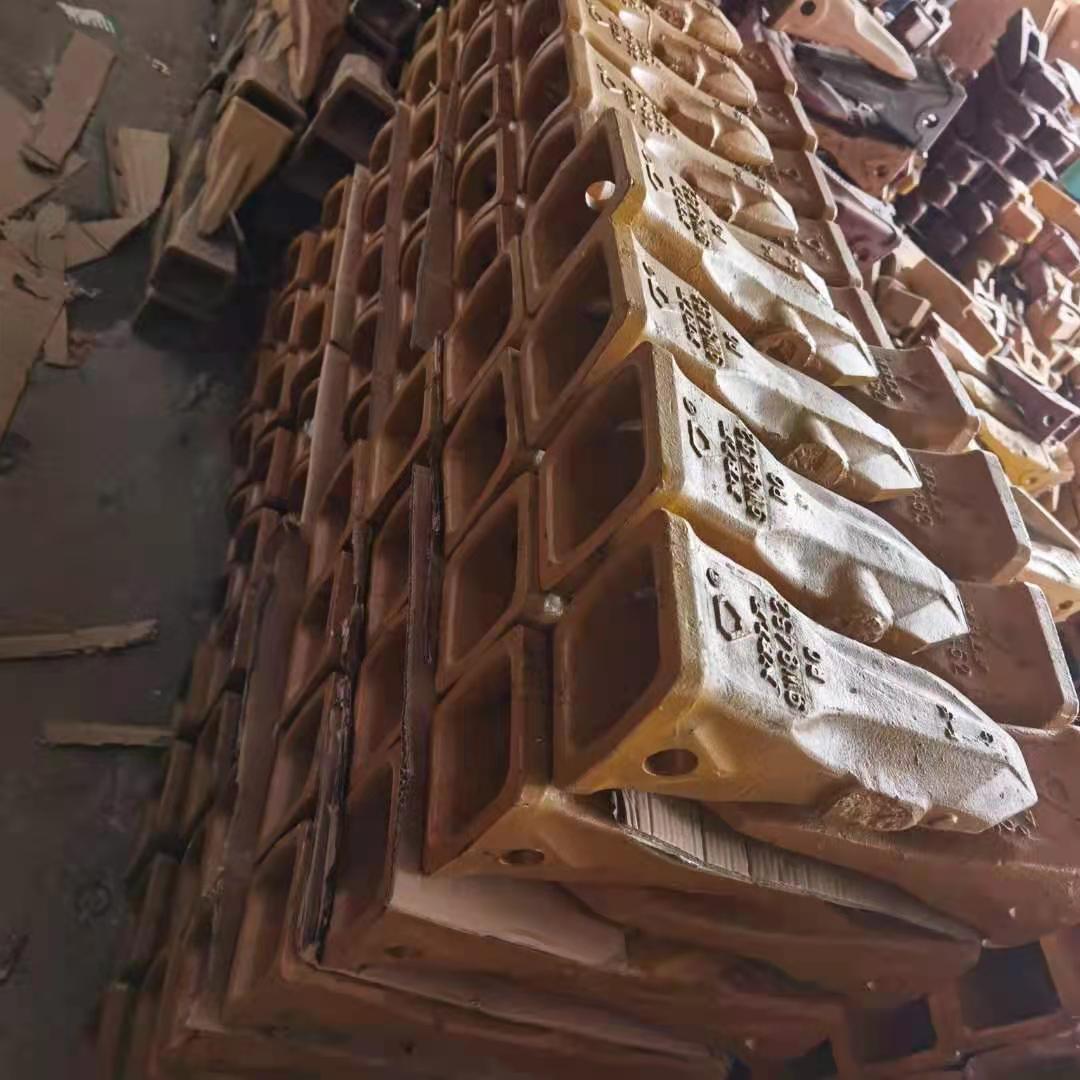 DIAMOND NBLF Excavator Parts Best Price And Strong Bucket Tooth FOR PC300 EXCAVATOR