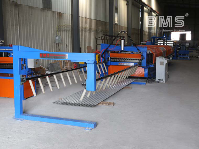 Corrugated Roof Making Machine