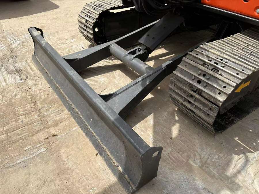 Hitachi ZX50U Excavator Blade