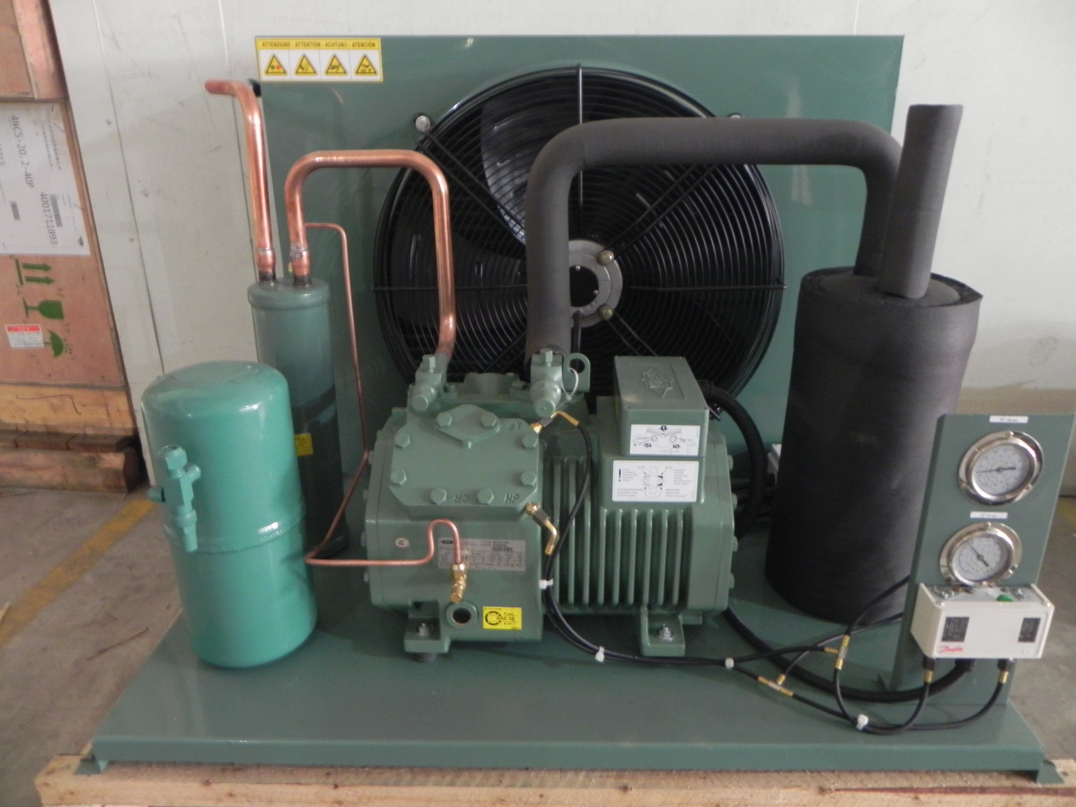 2HES-2Y Air Cooled Condensing Unit R404a 2HP Refrigeration Unit For Cold Room