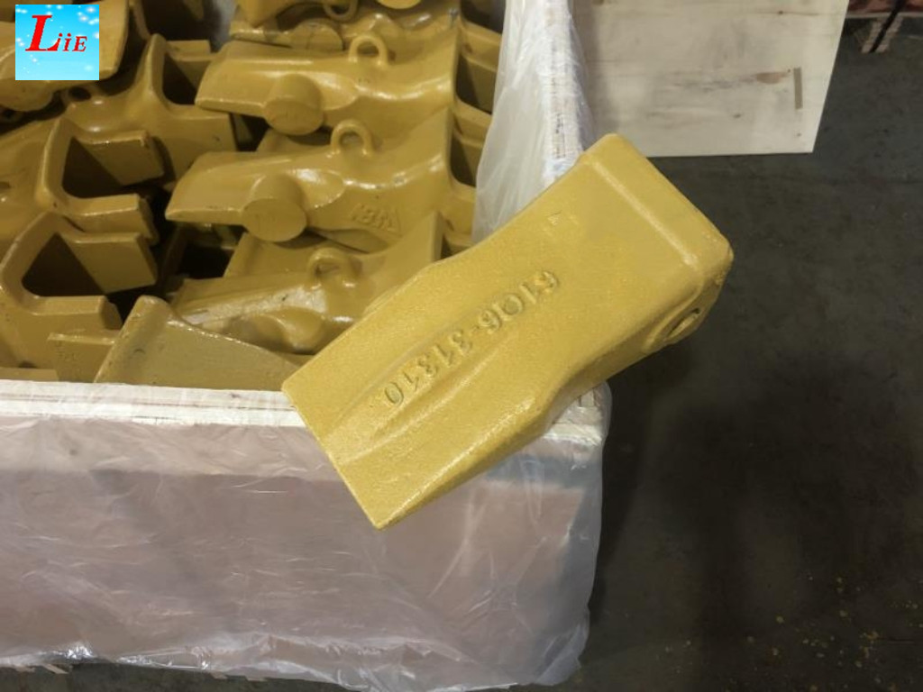 Engineering Machinery 207-70-14151 Forged Excavator Bucket Teeth for PC300