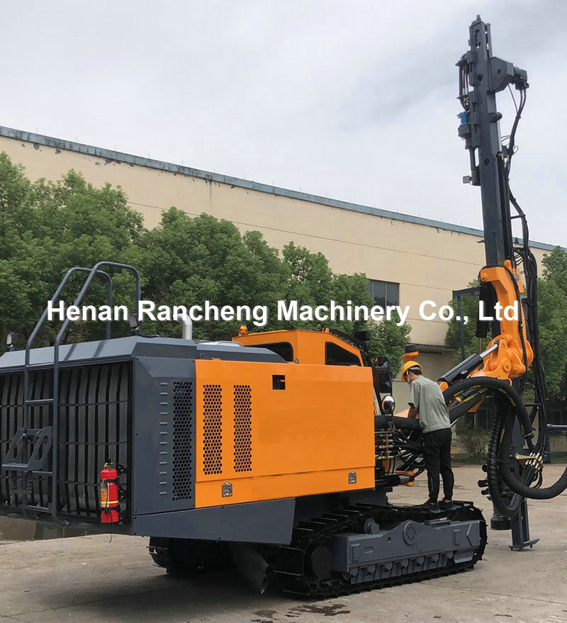 Crawler Type Rock DTH Drill Rig Machine 32m Drilling Depth 242KW Cummins Engine