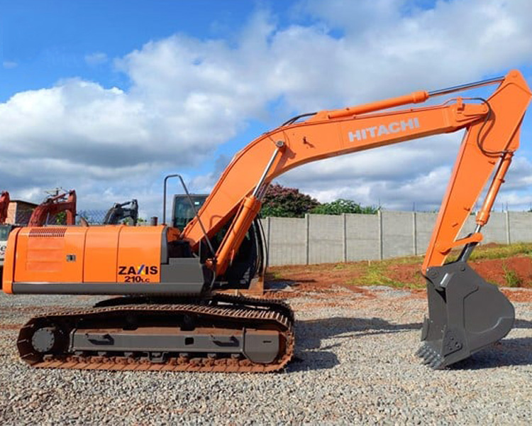 Hitachi ZX210 Excavator ZX210LC-3 with 2001-4000 Working Hours in Good Condition