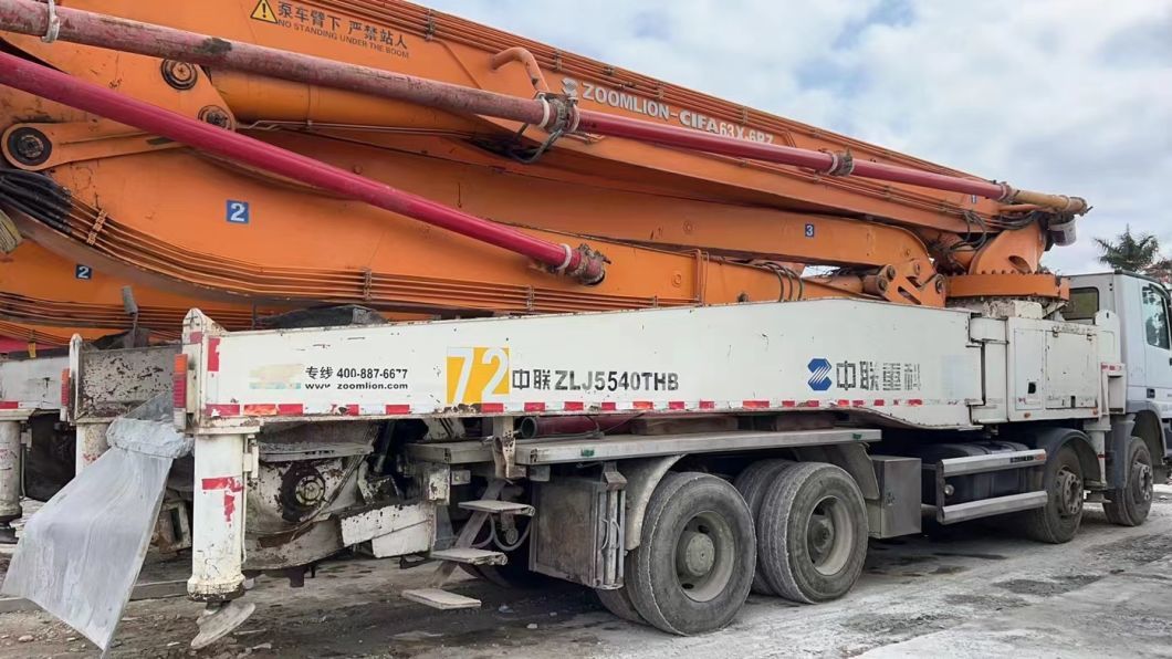 2013 Zoomlion 56m Concrete Pump Truck Pump for Sale at Good Original Condition Benz Truck