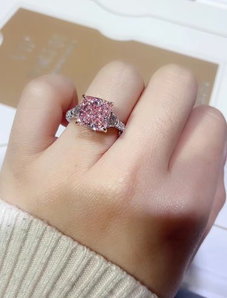 5.7CT Cushion Cut Pink Lab Grown Diamond Engagement Rings VVS1