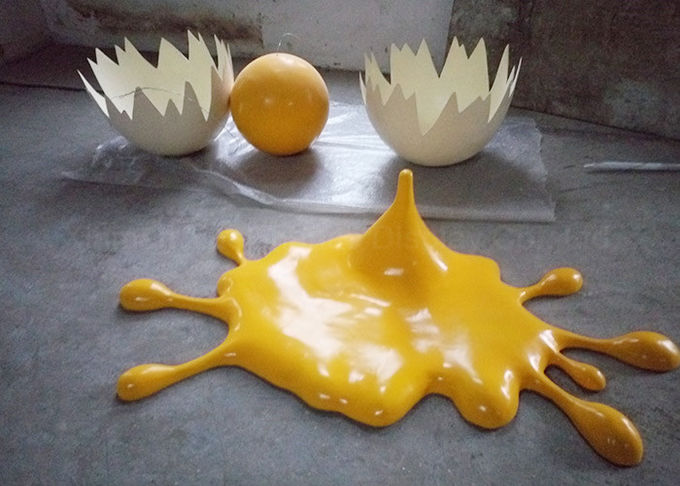 YueChance Window Display Decorations Fiberglass Egg Item Props Handmade Design