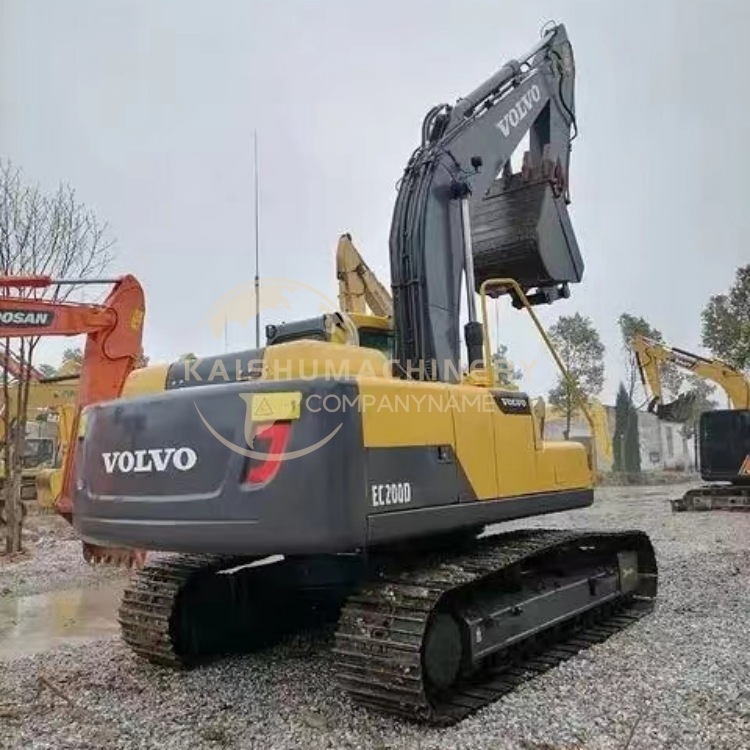 20 Ton Volvo 200DL Used Excavator Crawler in Shanghai with Moving Type Crawler Chain