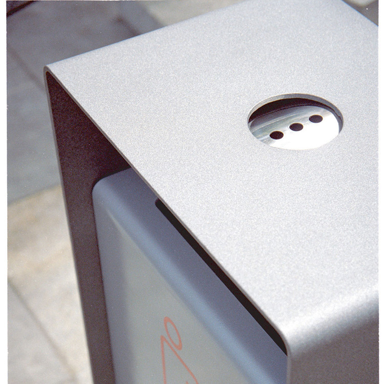 SGS Certificate 45L Outdoor Metal Trash Can With Ashtray