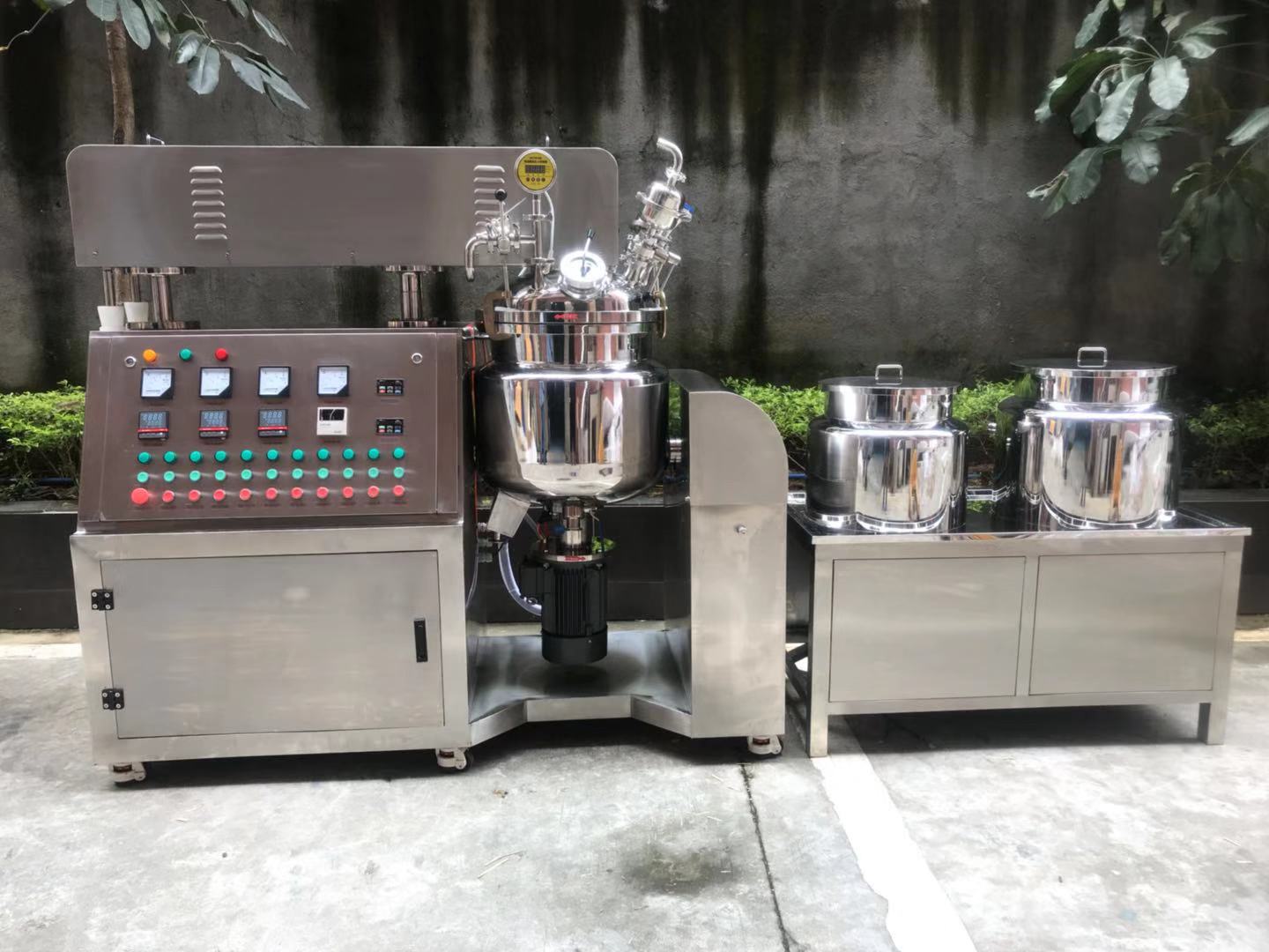 SUS316 Vacuum Homogenizer Emulsifier Essence Oil Mixer Cosmetic Machine