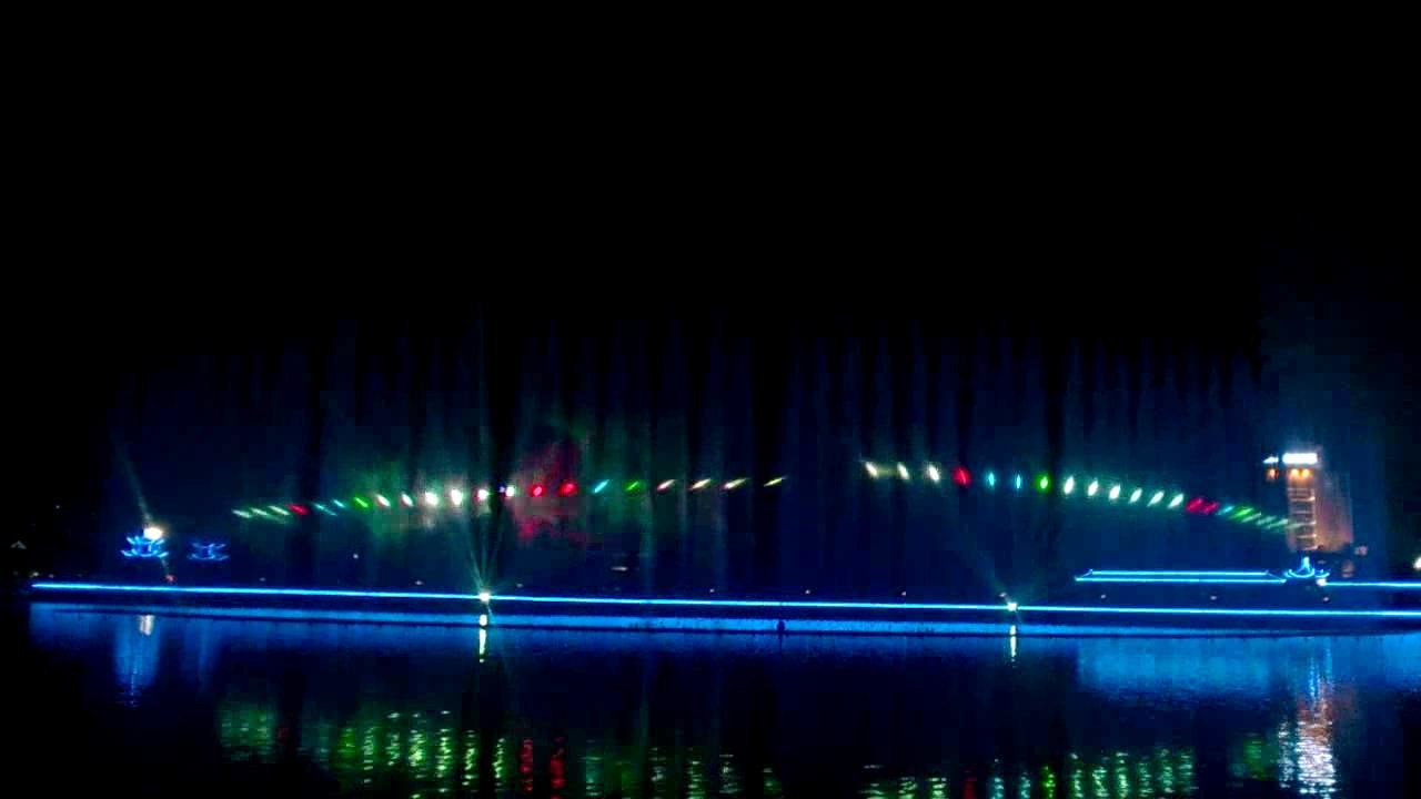 Decorative Water Laser Show , Digital Laser Light Show System On Water Fountain