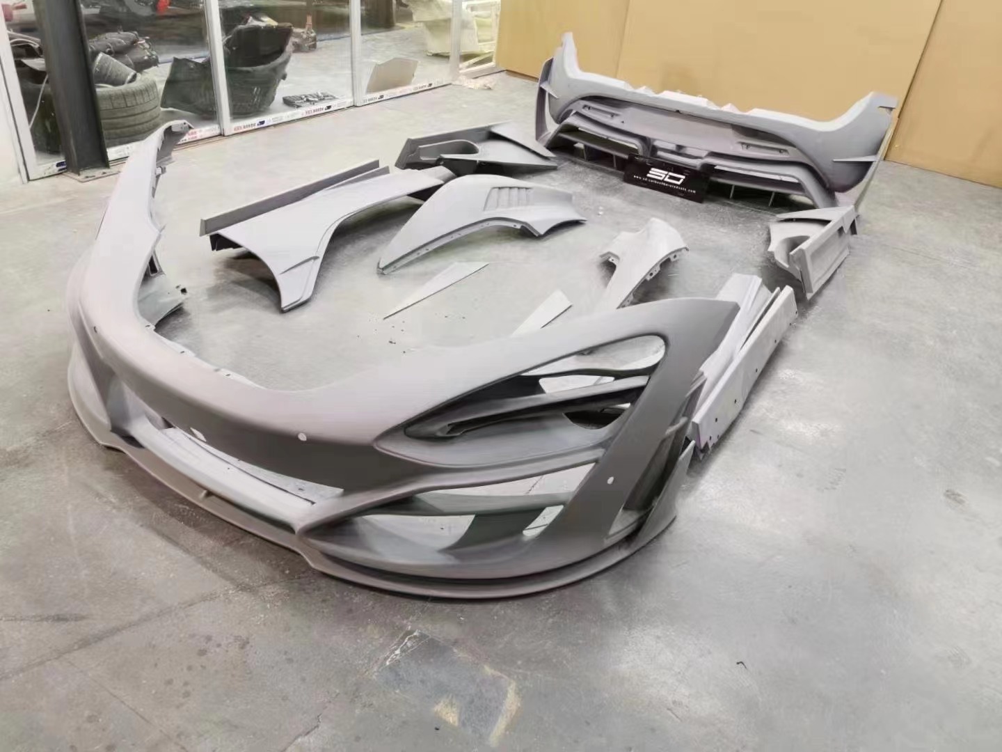 Dry Carbon Fiber for McLaren 720s Carbon Fiber Body Kit 720s Upgraded MSY-style Front and Rear Bumper Spoiler Hood
