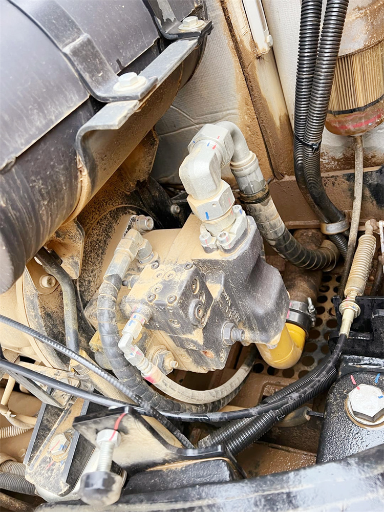 36 KW Power Original Hydraulic Cylinder Sany SY55 Second Hand Excavator in Shanghai
