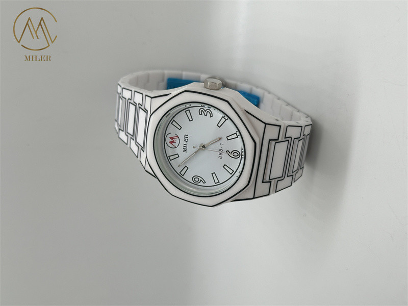 Durable Material and Designed Sports Quartz WristWatch