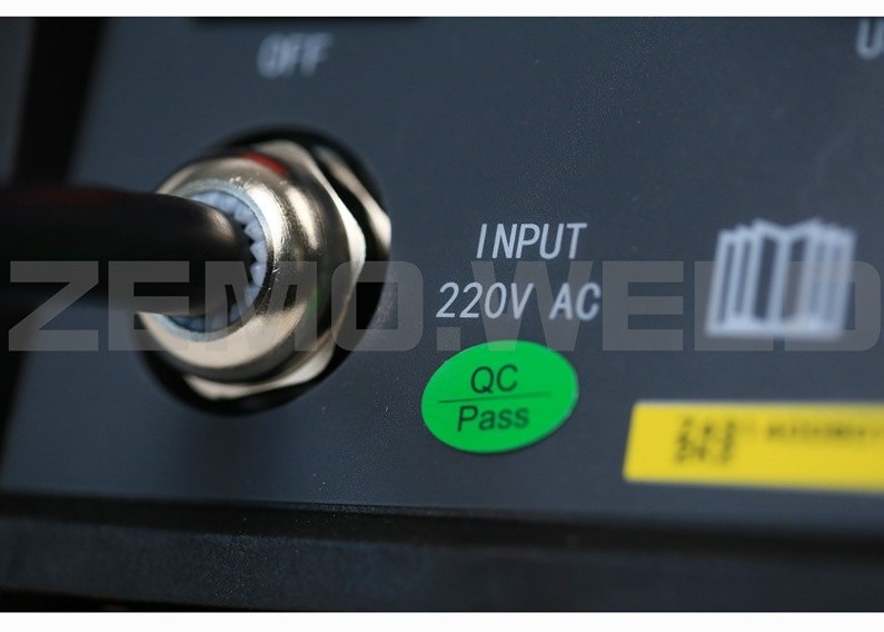 PB Pipe Fittings Electrofusion Welding Equipment 220V Ef Welder