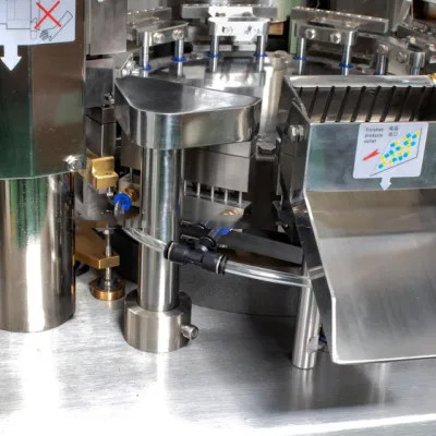 Adjustable Output Hard Capsule Filling Machine 5.75kw Size 3 Capsule Filler