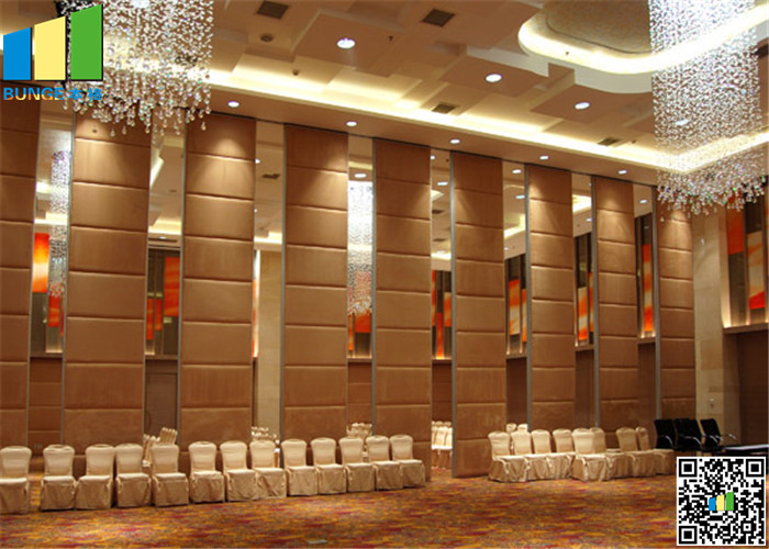 Soundproof Sliding Partition Walls 4 Meters Fabric Surface For Restaurant Meeting Room