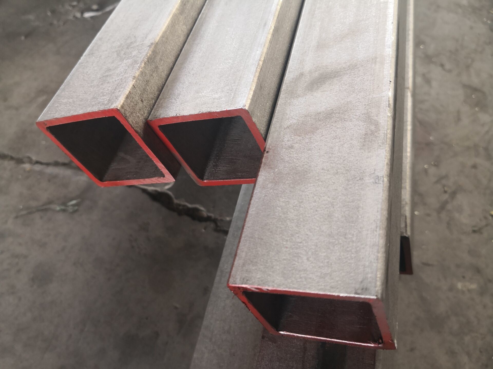 Square 10x10mm 304 316 Polished Stainless Steel Pipe 19 Feet Length