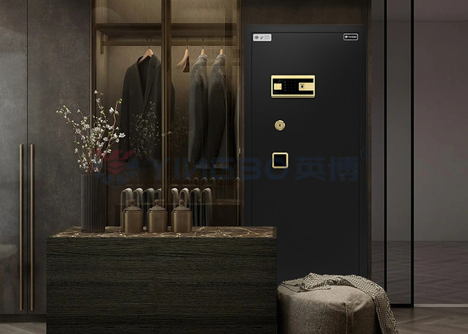 Dual Alarm Luxury Smart High End Jewelry Safe Solid Steel 170kg Watch Safe With Winder