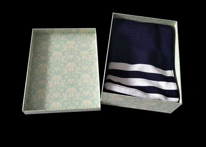 Custom Lid And Base Boxes , Rigid Gift Boxes With Lids For Clothes Packaging