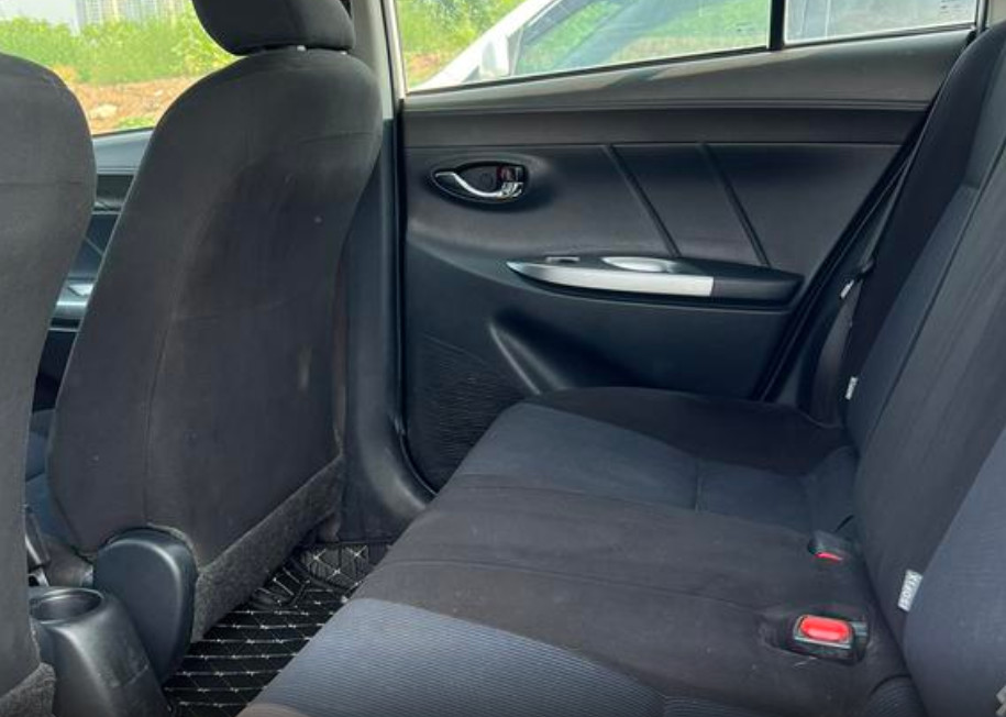 Used Car Toyota Yaris 2011 To 2024 Second Hand 1.5L 4AT 4 Wheel Sedan Car Cheap Used Toyota Sedan