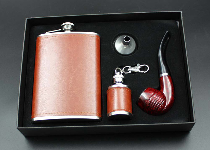 Portable Kitchen Household Items 9 Oz Leather Hip Flask Business Gift Pipe Set