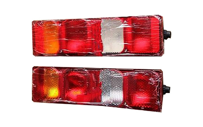 Sinotruk HOWO A7/Shacman Truck Part Right Tail Light Wg9925810002