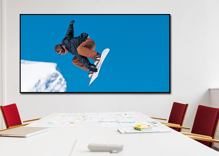 Full Color Conference Room LED Display P1.5 138 Inch ultra thin Screen