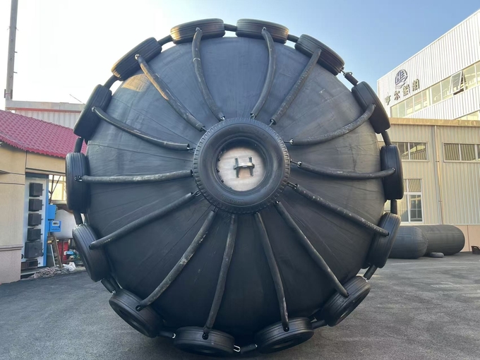 Wholly Wrapped Port Pneumatic Rubber Fender Yokohama For Ships