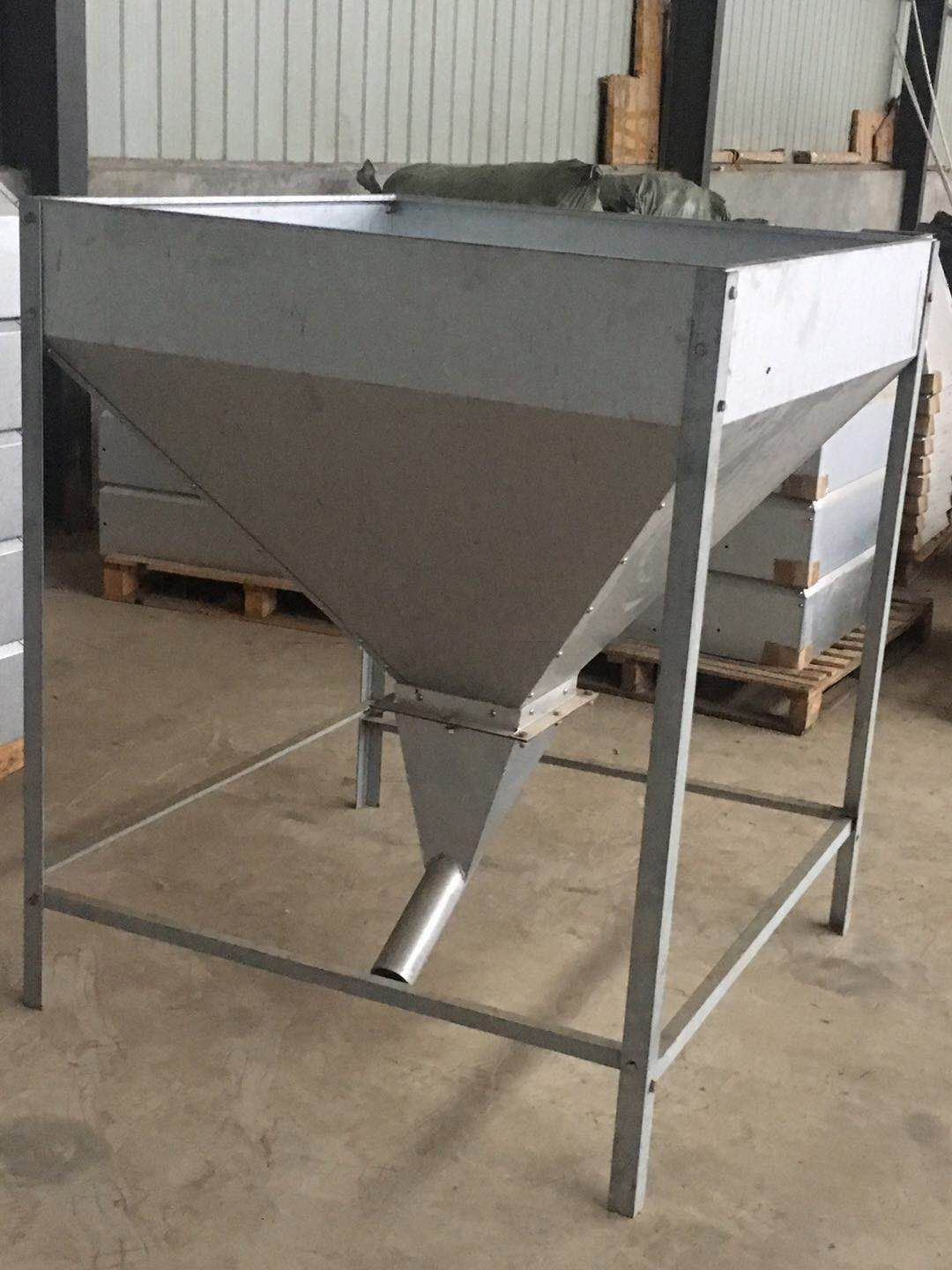 Automatic Chicken Drinking And Feeding  System For Chicken Poultry  Farming Equipment