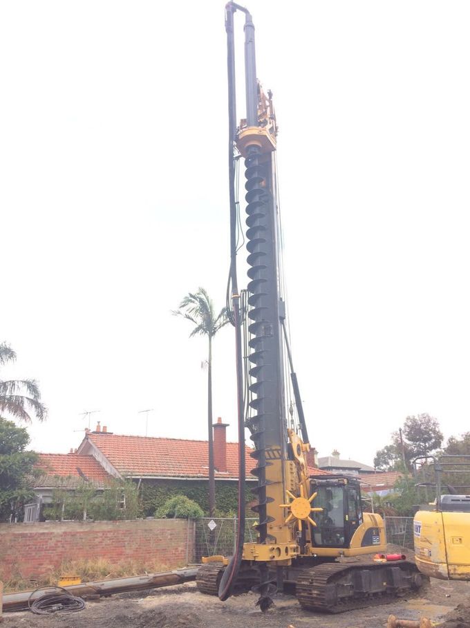 Small Hydraulic Rotary Piling Rig With 78 m/min Main Winch Line Speed 125 kN.m Max. drilling depth15 m Torque 125 kN.m