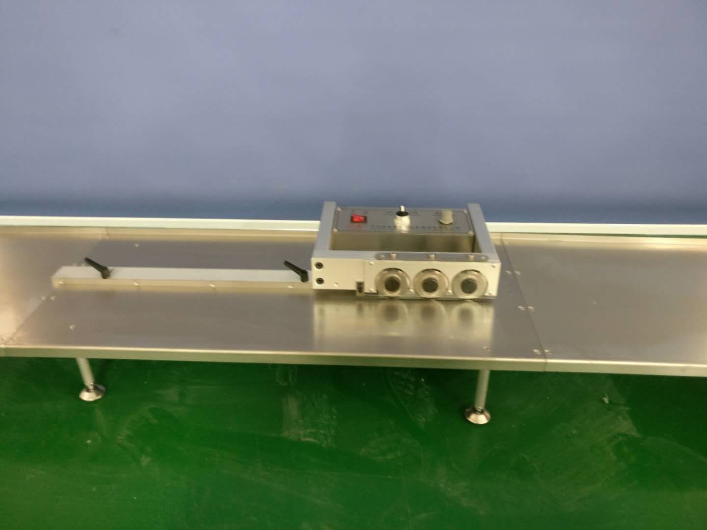 LED PCB Depanelizer With Six High Speed Steel Blades PCB Cutter For LED Lighting