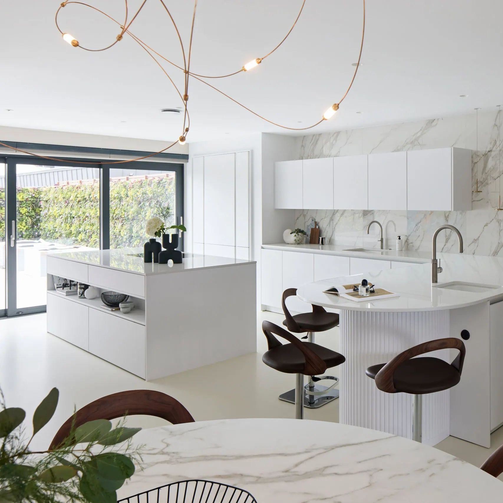 Wholesale Modern White L Shaped Melamine Kitchen New Design Kitchen Cabinets
