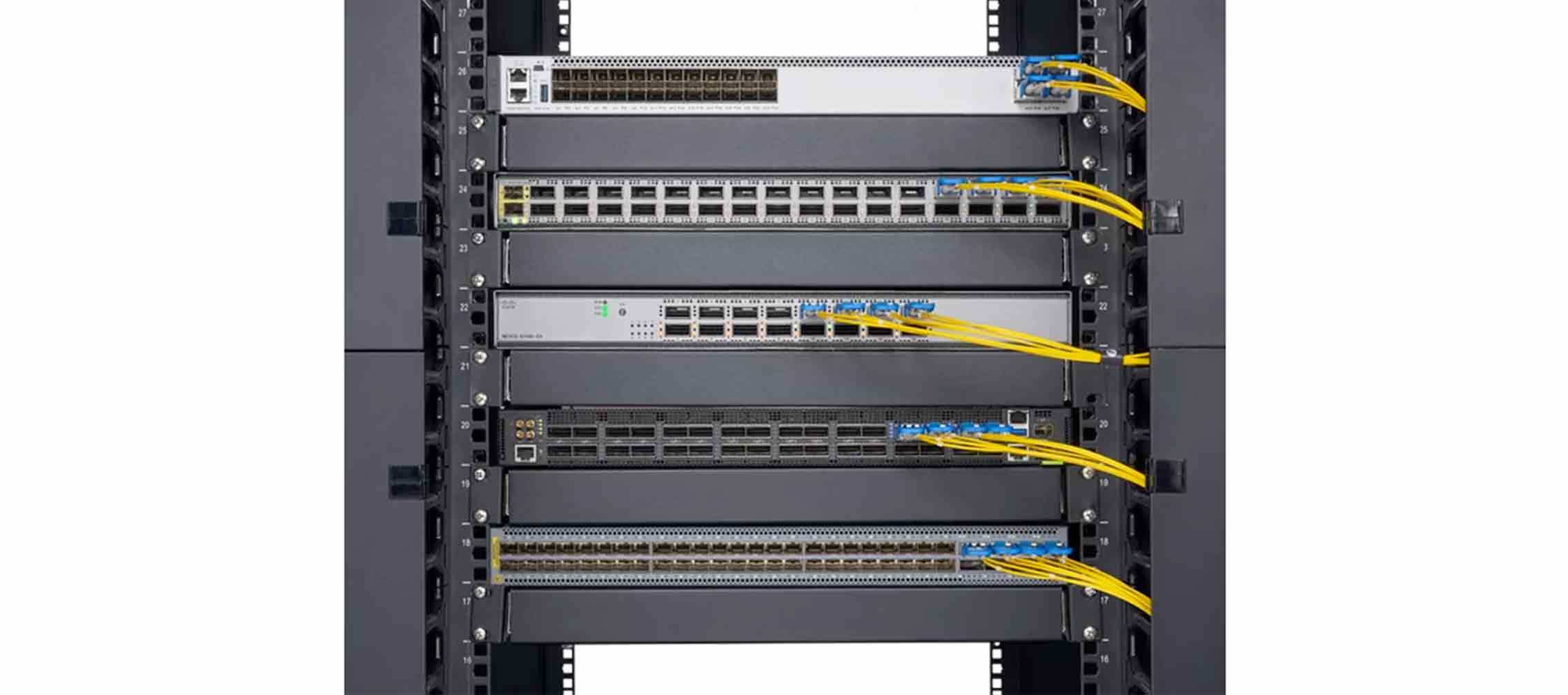 Cisco Compatible 40GBASE-LR4 QSFP+ 1310nm 10km DOM Duplex LC/UPC SMF Optical Transceiver Module
