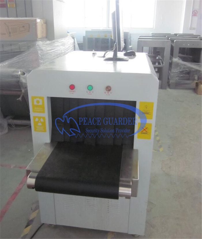 Airport Security Check X Ray Baggage Scanner 80 Degree Angles With 17 Inch Monitor