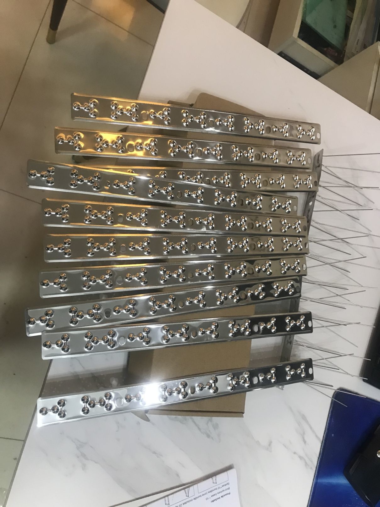 Spikes for birds animal stainless steel bird spikes window sills