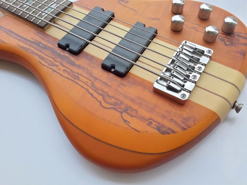 professional active electric bass guitar neck through body bass guitar with mahogany body 24 tone positon