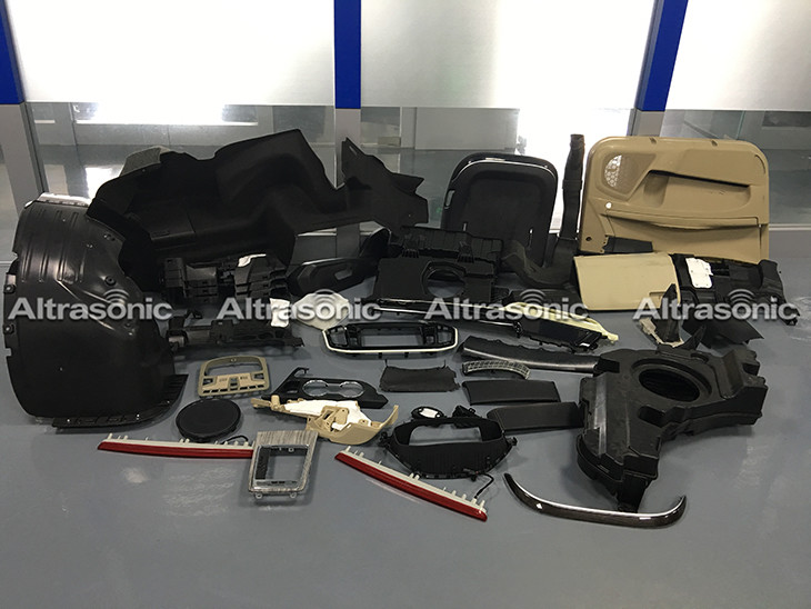 Titanium Horn Ultrasonic Spot Welding For Automotive Instrument Panels