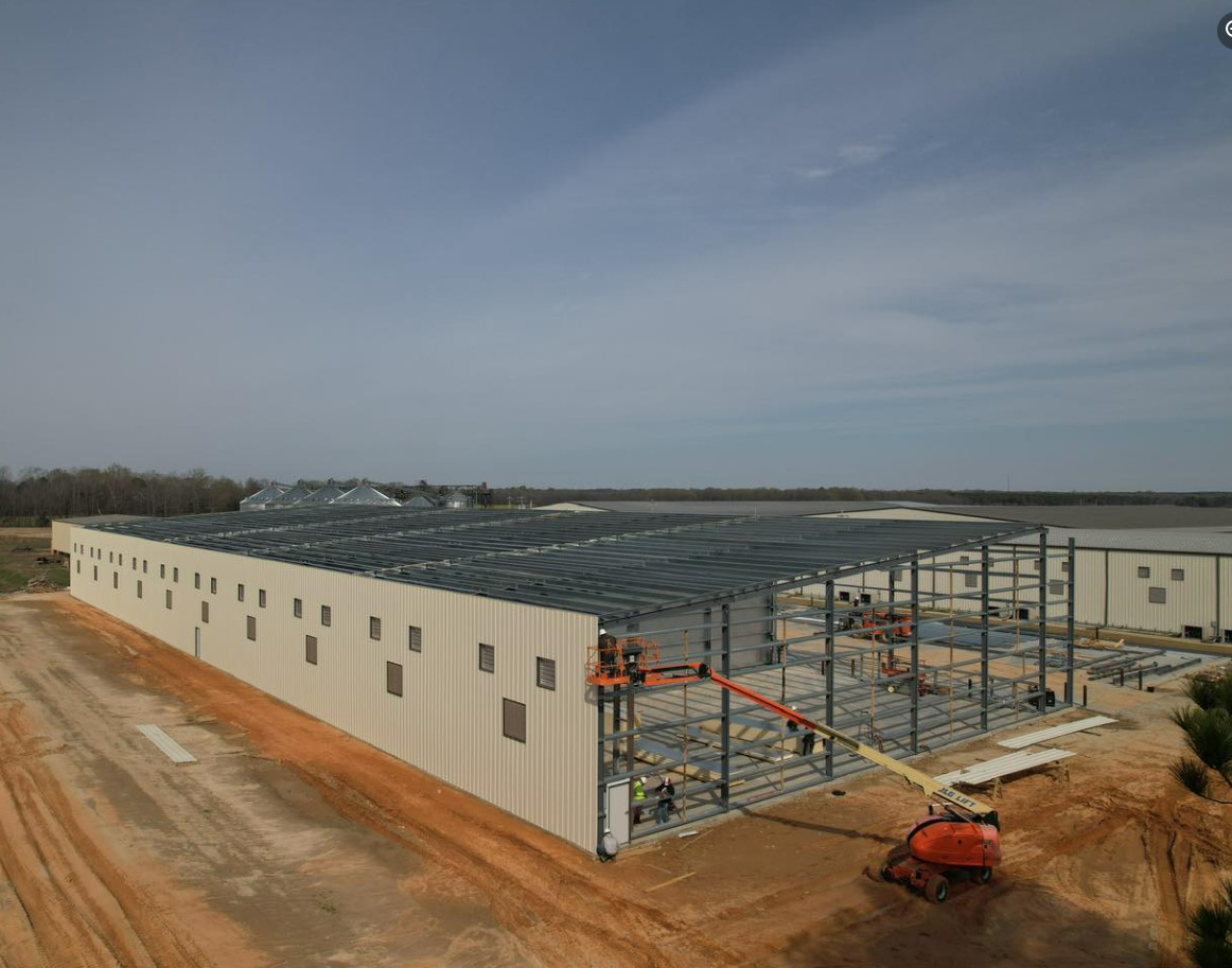 Custom Modern Prefab Metal Buildings , Frame Structure Building Construction