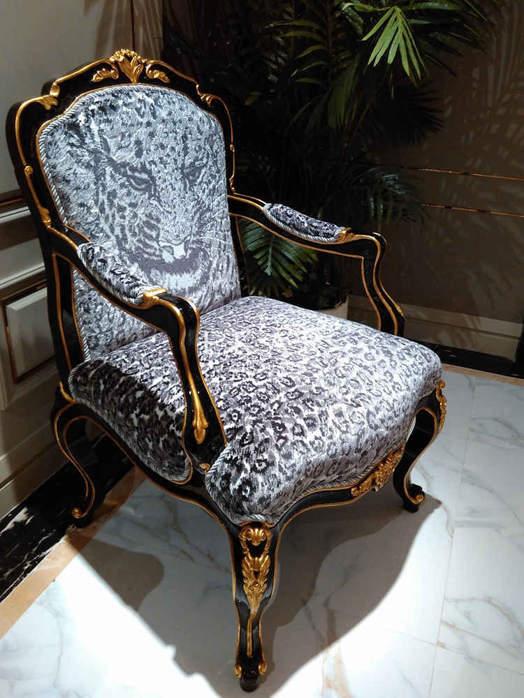 Solid Wood Carved Dining Chair Dining Chair Made In China Upholstered Dining Chair With Ar