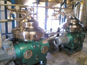 China Animal Fat SKF Oil Refining Equipment 70kw Algae Separator on sale