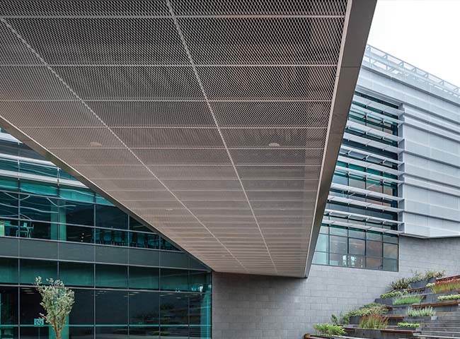Expanded Metal Ceiling Fireproof Heat Insulation Noise Absorption For Building Interior Top Decoration