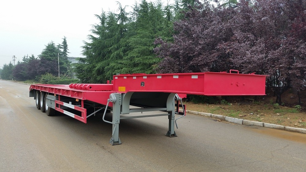 3 Axles 17m Hydraulic Flatbed Trailer For Loading Construction Machines