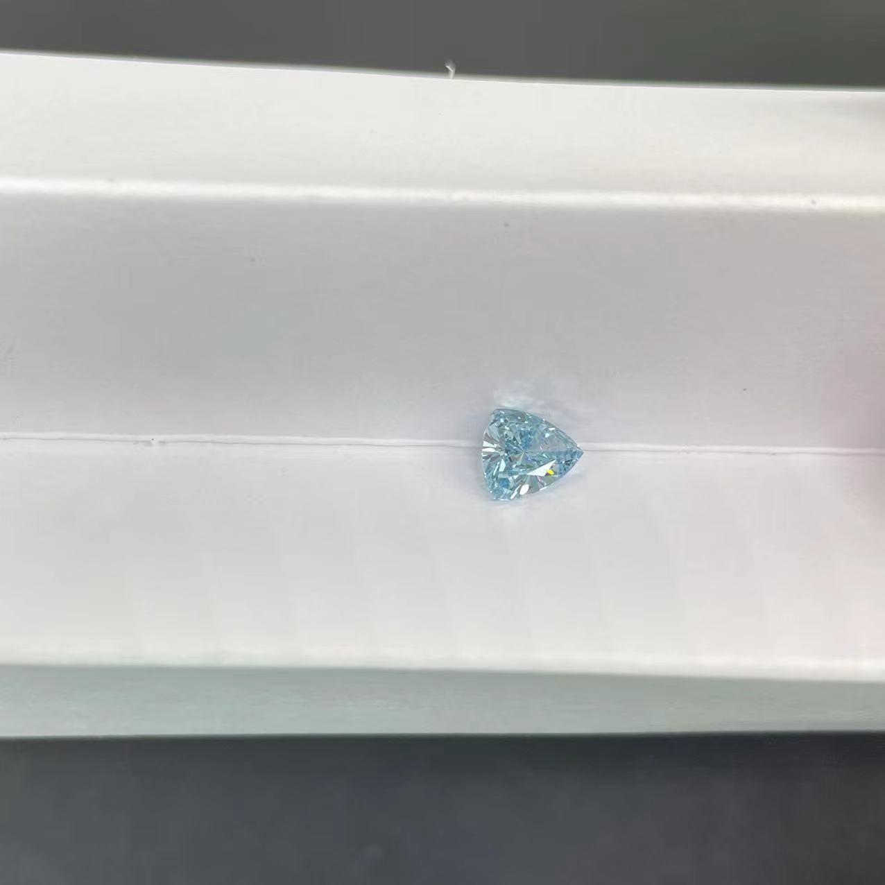 3.46carat Lab Grown Blue Diamonds Pear Shaped CVD Non Inlaid High Grade 54 Grit