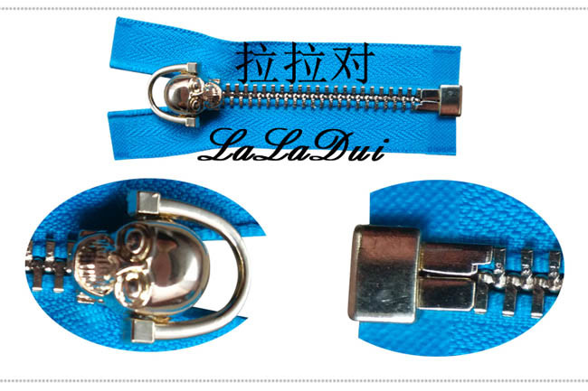 Bone Puller Open End Metal Big Teeth Zipper HS Code 9607110000 Bright Blue Tape